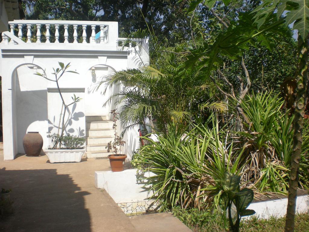 De Casa Tipri Saligao